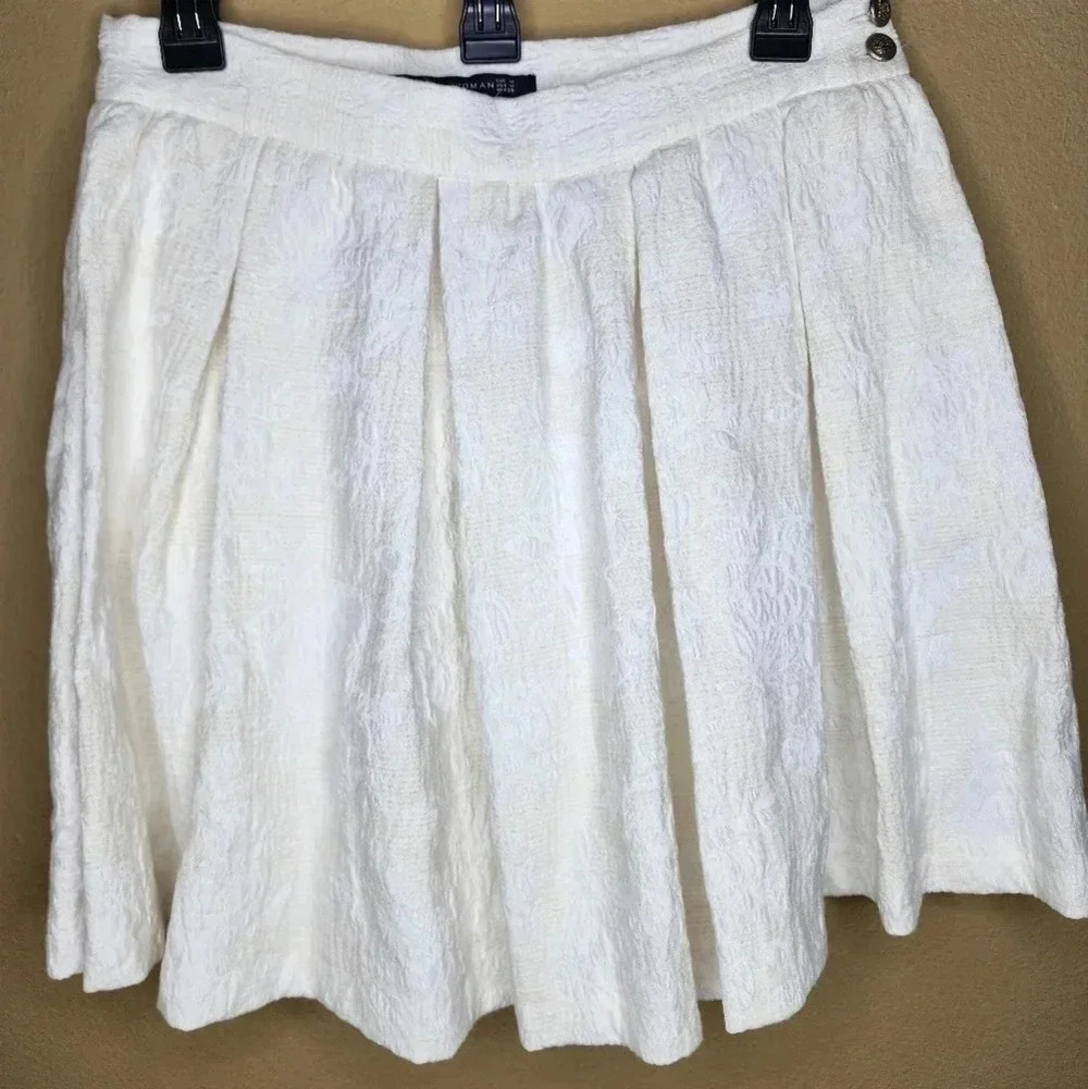 Zara Textured Pleated Full Mini Skirt Size M NWT